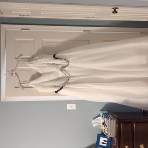 Wedding gown